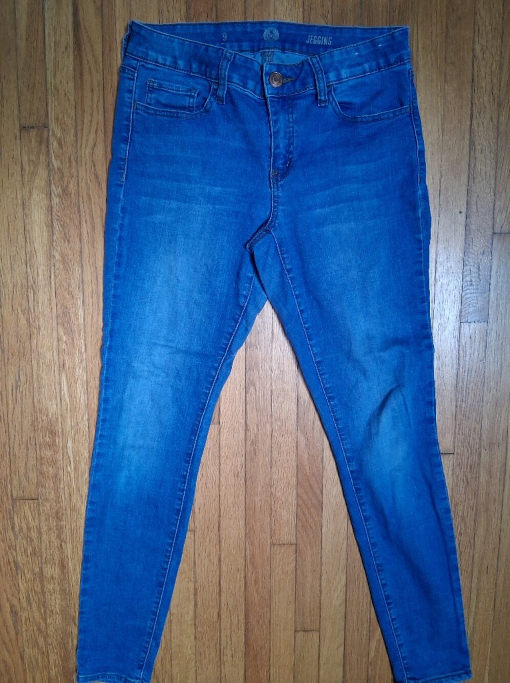 Classic Women's Blue Stretch Jeans